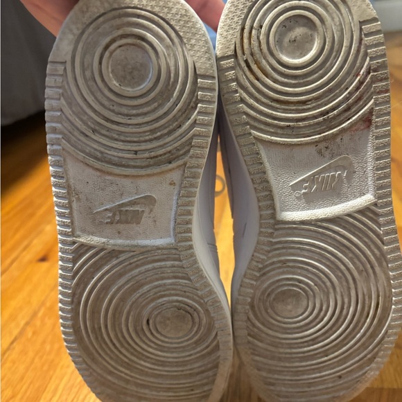 Nike White Athletic Shoes - Picture 6 of 6